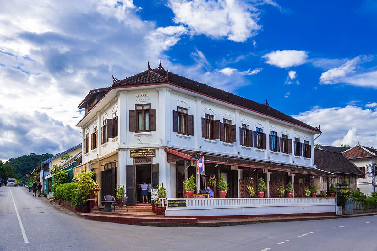 hotel-in-laos